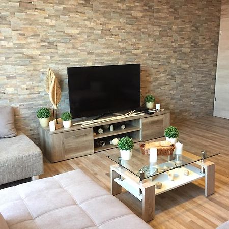 Belvarosi Deluxe Apartman バヤ エクステリア 写真